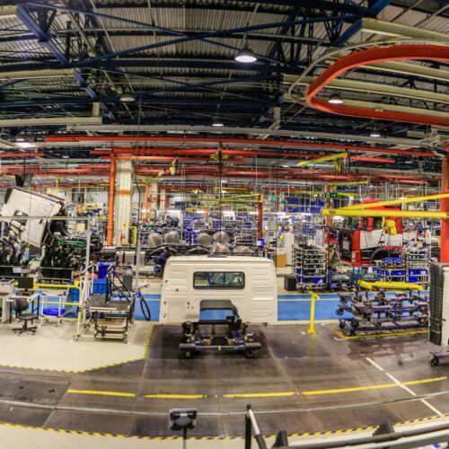 Volvo do Brasil, linha de produção 