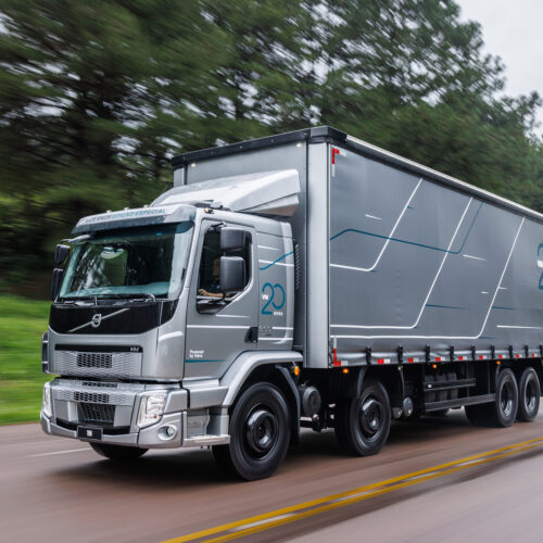 Volvo VM série especial 20 anos é um dos destaques da marca no Show Rural Coopavel 