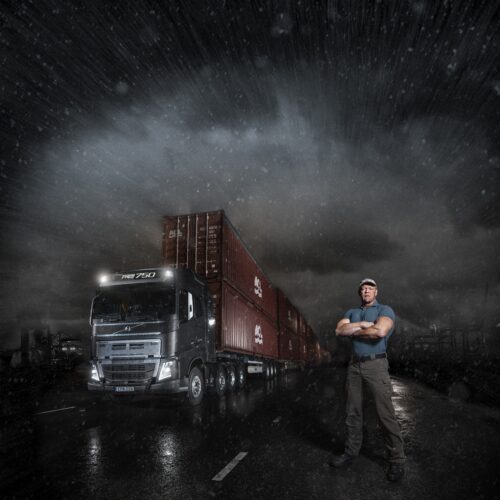 Volvo FH16 750 - 750 Tonnes Video 