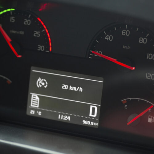 Controle de velocidade por conectividade 