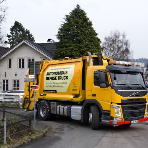 Volvo Trucks - Caminhão autônomo para coleta de lixo 
