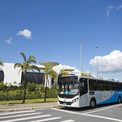 Volvo Bus - B270F 15m 