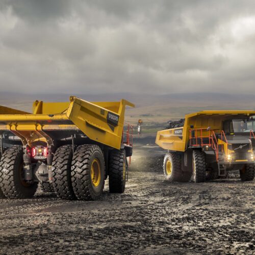 Volvo CE - Caminhão rígido R100E 