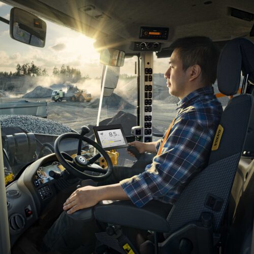 Garantia Estendida de fábrica da Volvo CE abrange mais de 60% das máquinas e vai até dezembroDo more with Productivity Services from Volvo. From operator simulators and smart Volvo Assist solutions, to site setup and machine configuration, we have what you need to do more – and earn more. Boost the productivity of your Volvo fleet and performance of your entire site with our range of machine options, integrated Volvo Assist solutions and training packages, tailored to your needs. 