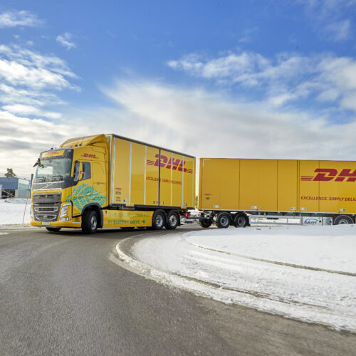 DHL inicia testes com um Volvo FH Elétrico na EuropaVOLVO TRUCKS
Volvo FH Electric DHL 